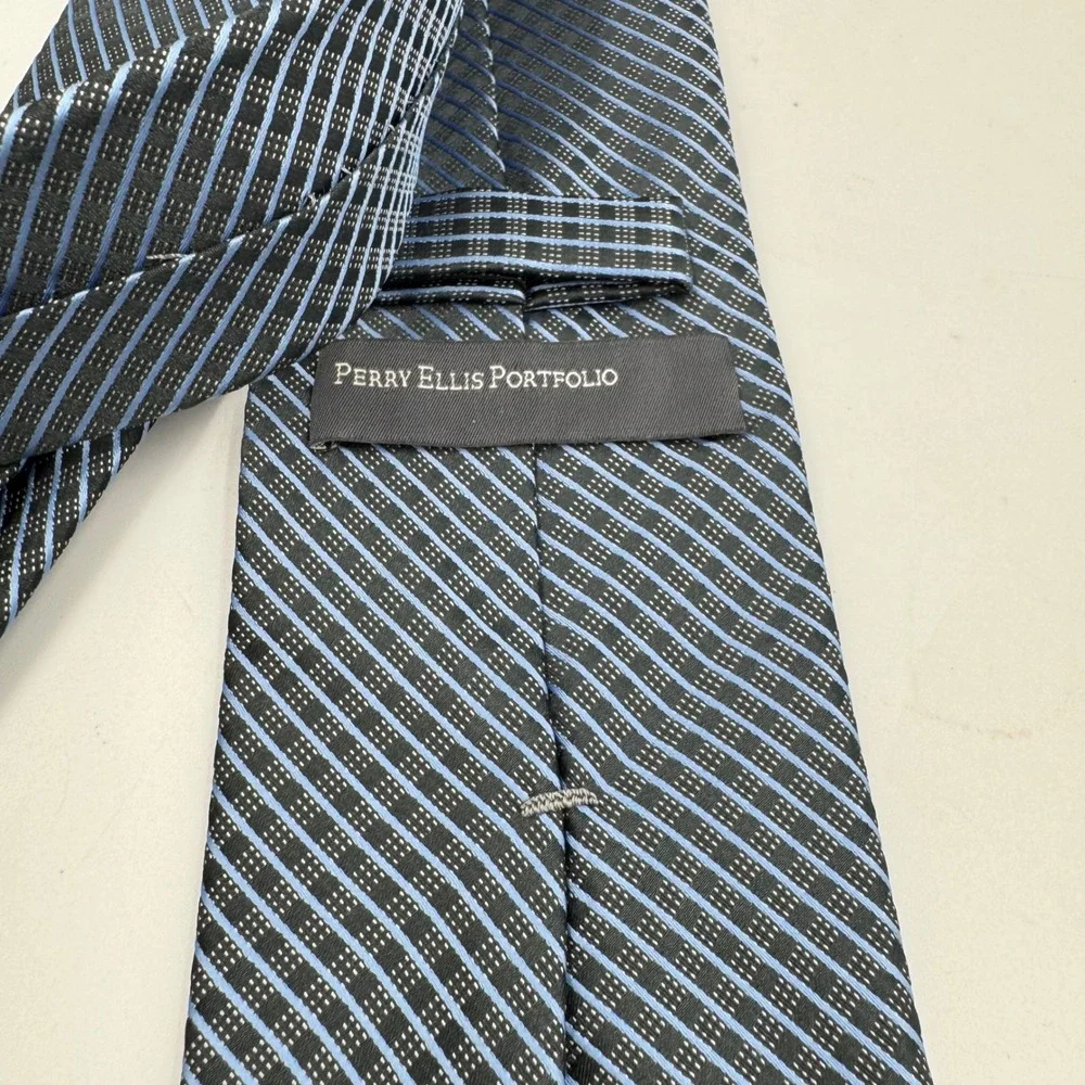 Perry Ellis Portfolio Necktie Mens Blue Black Striped‎ Geometric Polyester